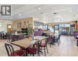 400 1100 Homewood Rd, Campbell River, BC V9W3N7 Photo 8