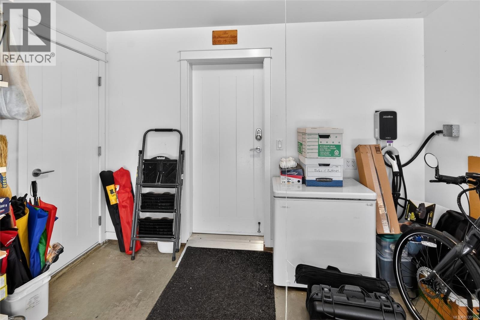 109 50 Mill St, Nanaimo