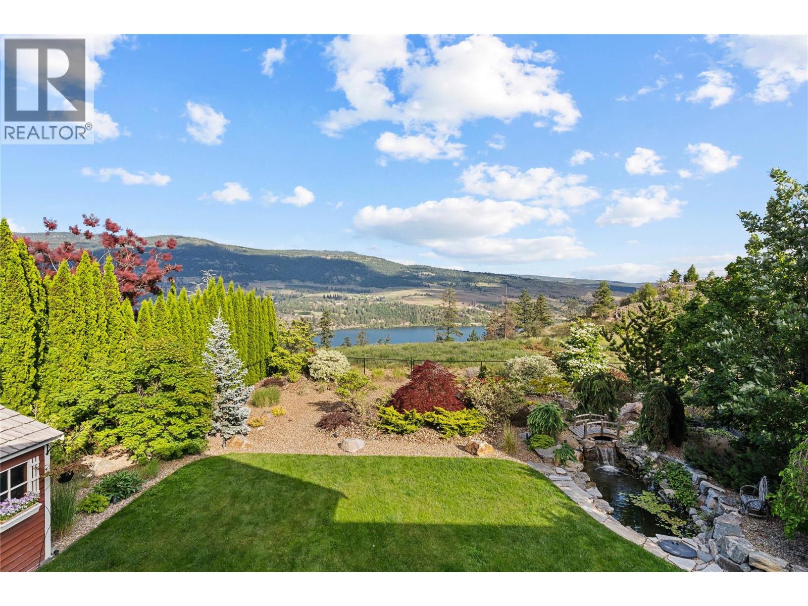  12977 East Ridge Drive, Lake Country