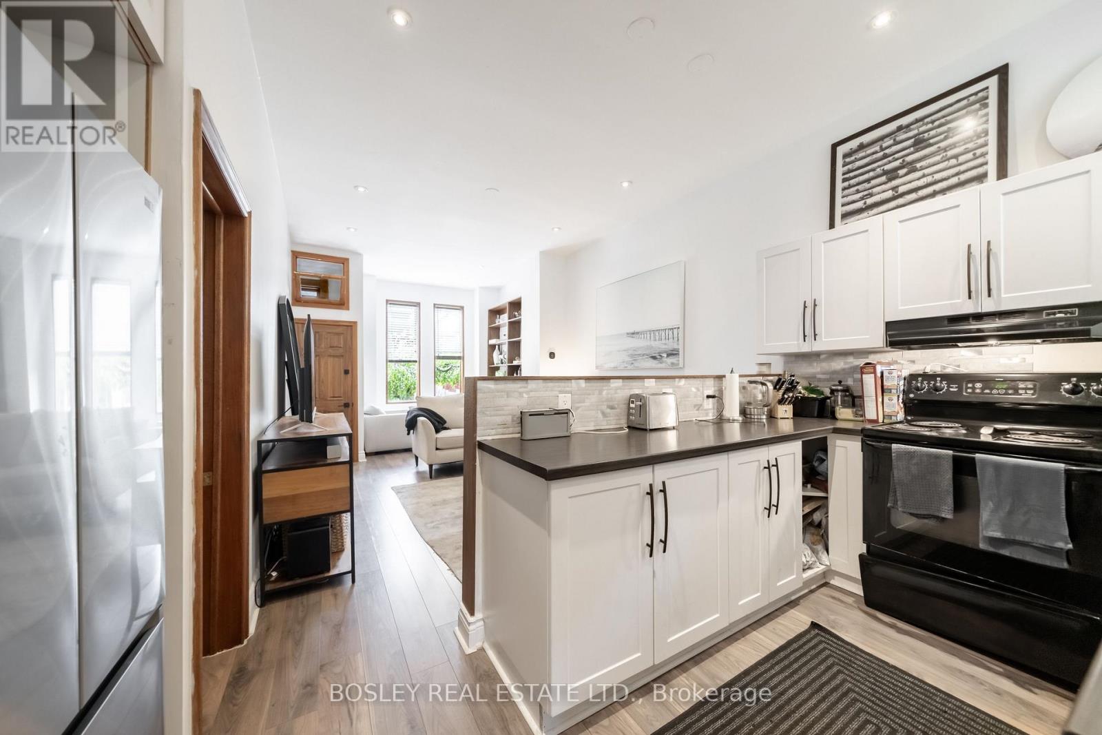 123 HAMILTON STREET - 25