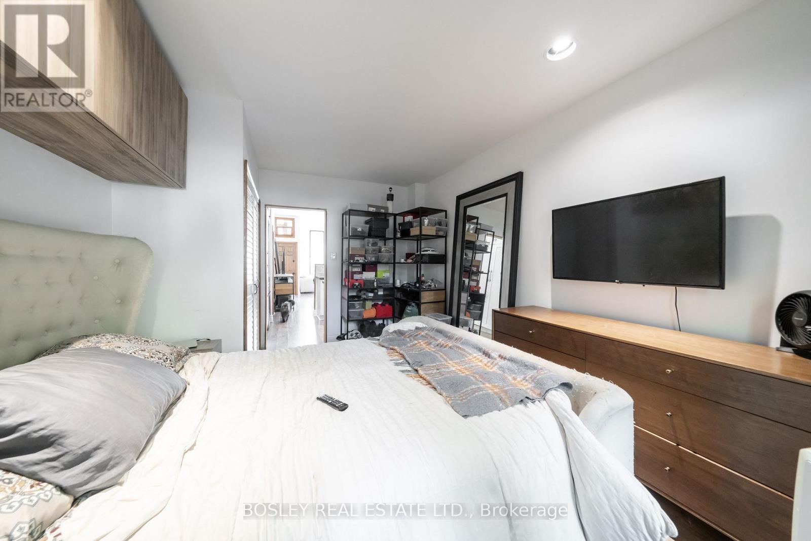123 HAMILTON STREET - 33