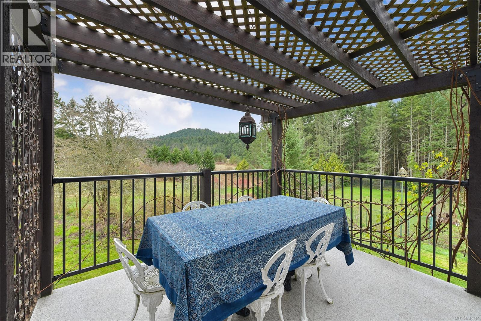 300 Wood Dale Dr - Image 15