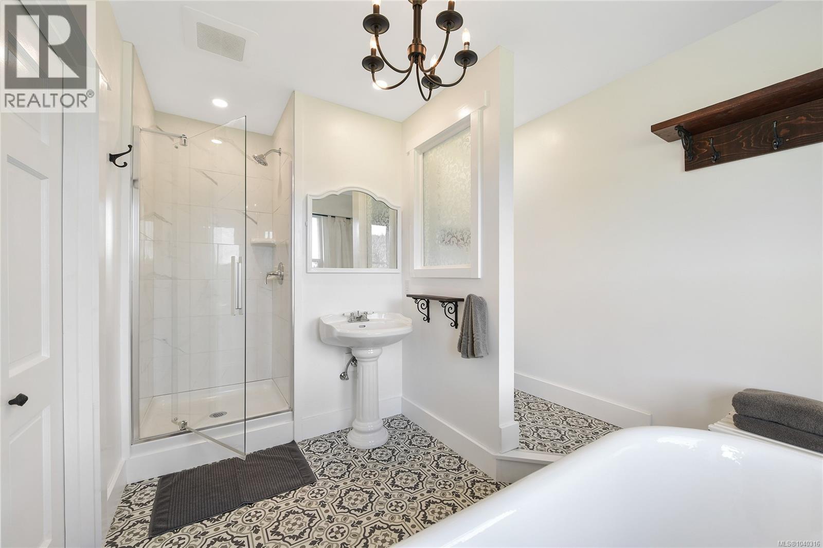 300 Wood Dale Dr - 28