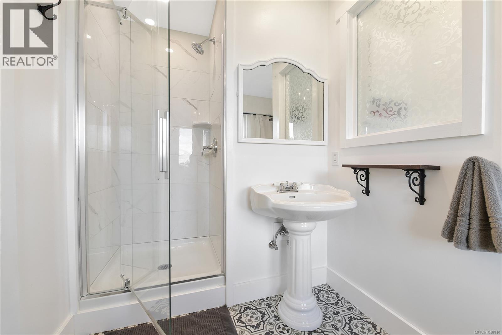 300 Wood Dale Dr - 29