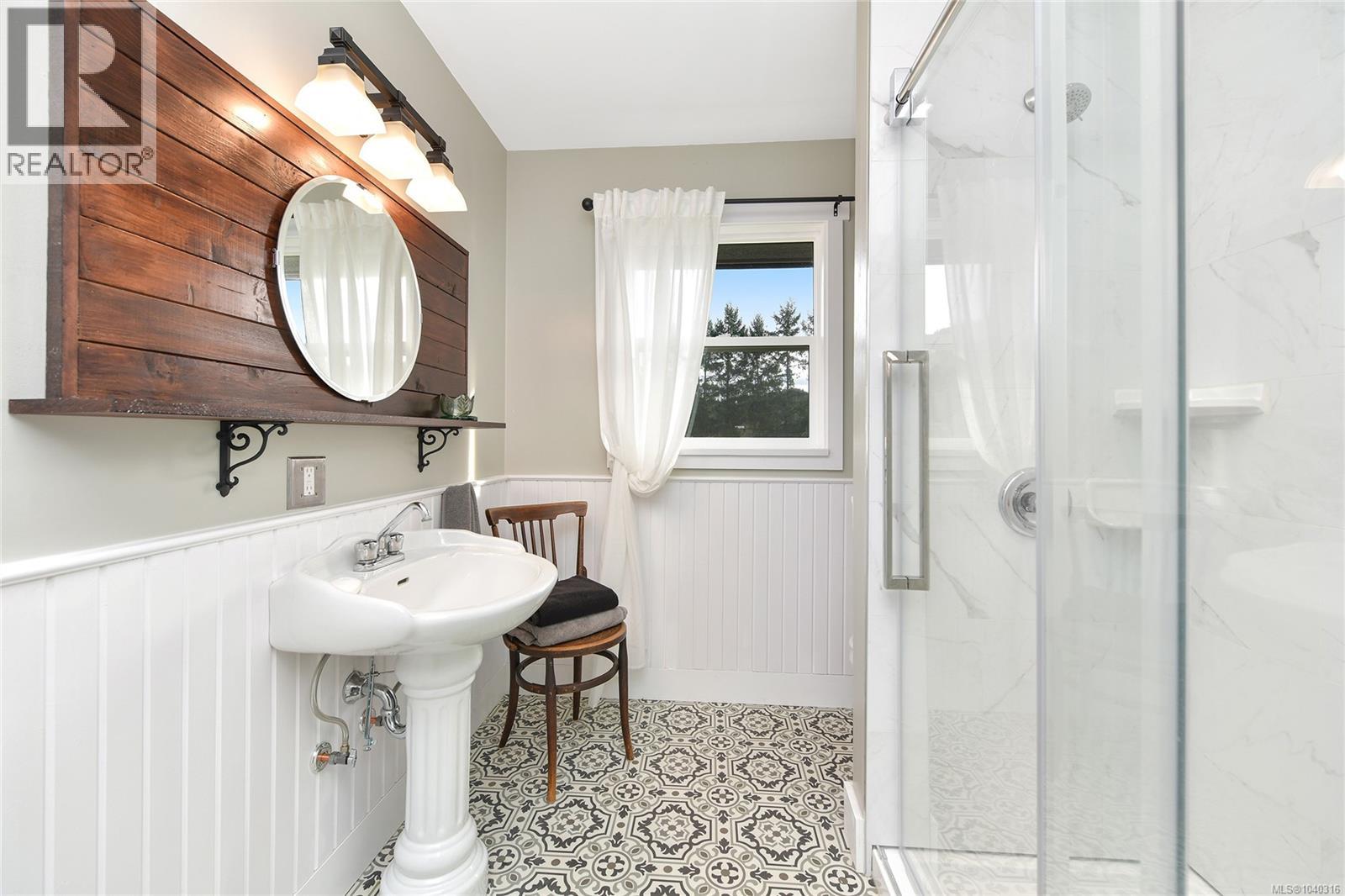 300 Wood Dale Dr - Image 31