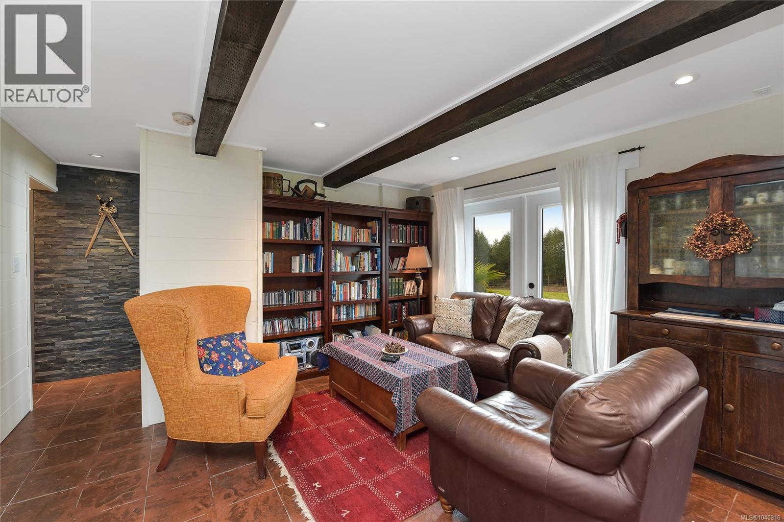 300 Wood Dale Dr - Image 38