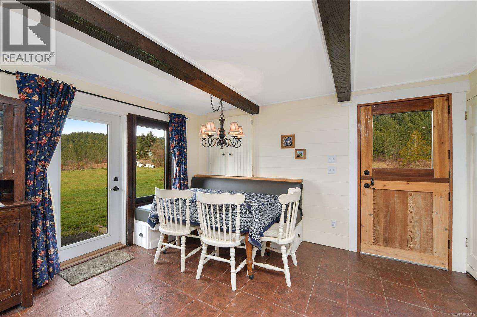 300 Wood Dale Dr - 39