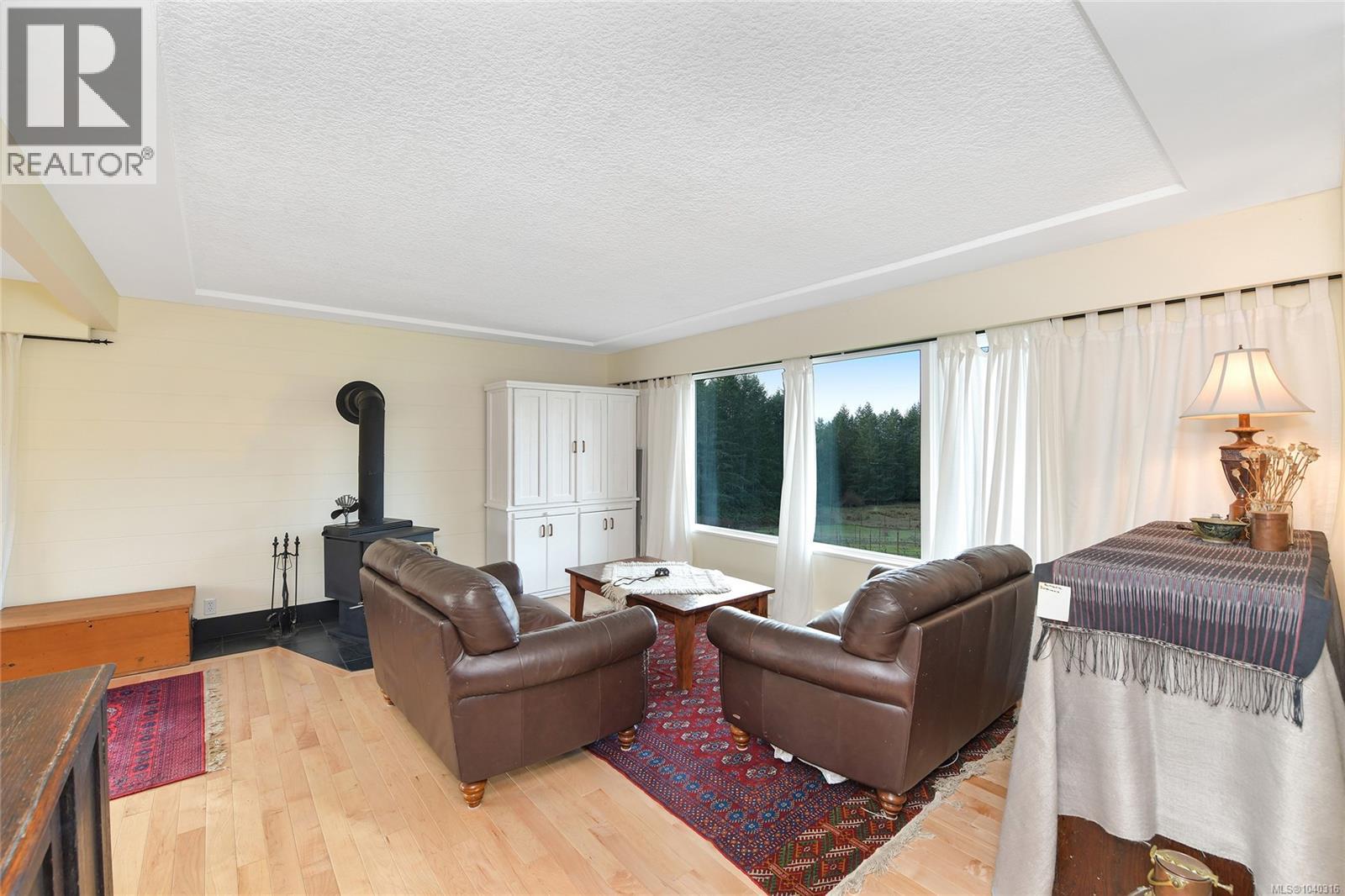 300 Wood Dale Dr - Image 8