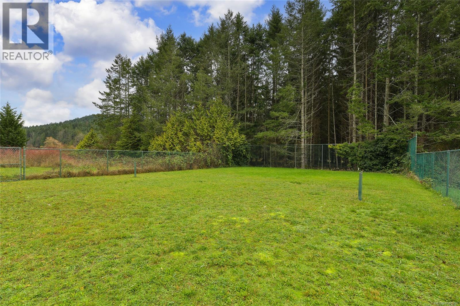 300 Wood Dale Dr - Image 82