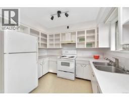 300 Wood Dale Dr, Mayne Island, BC V0N2J2 Photo 20