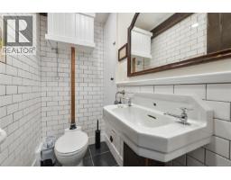 300 Wood Dale Dr, Mayne Island, BC V0N2J2 Photo 33