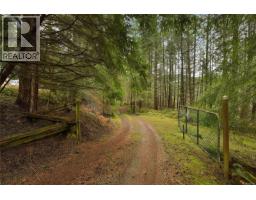 300 Wood Dale Dr, Mayne Island, BC V0N2J2 Photo 55