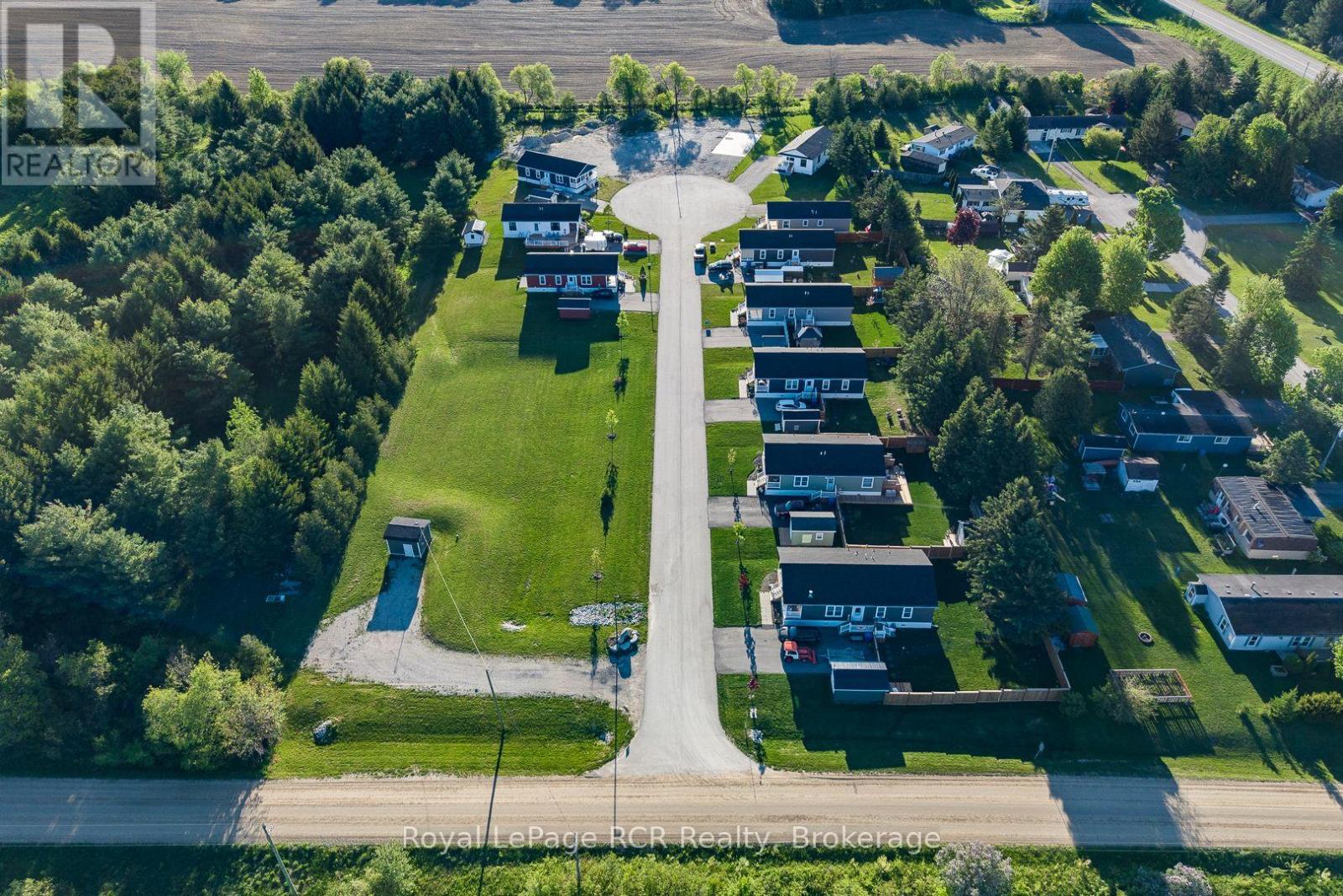 210 SPRUCE DRIVE - 3
