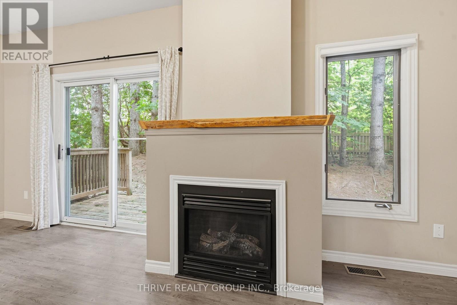 #86 9 AILSA PLACE - 15