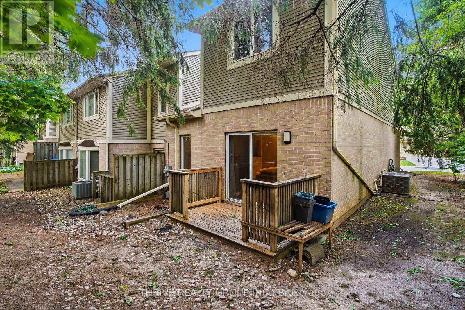 #86 9 AILSA PLACE - 30