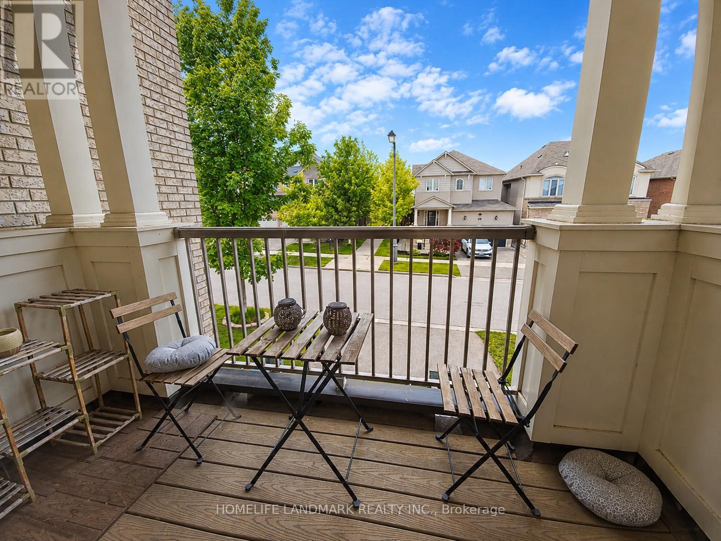 41 MANSARD DRIVE - 20