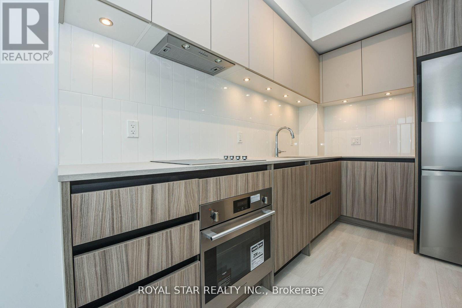 #1207 7950 BATHURST STREET - 10