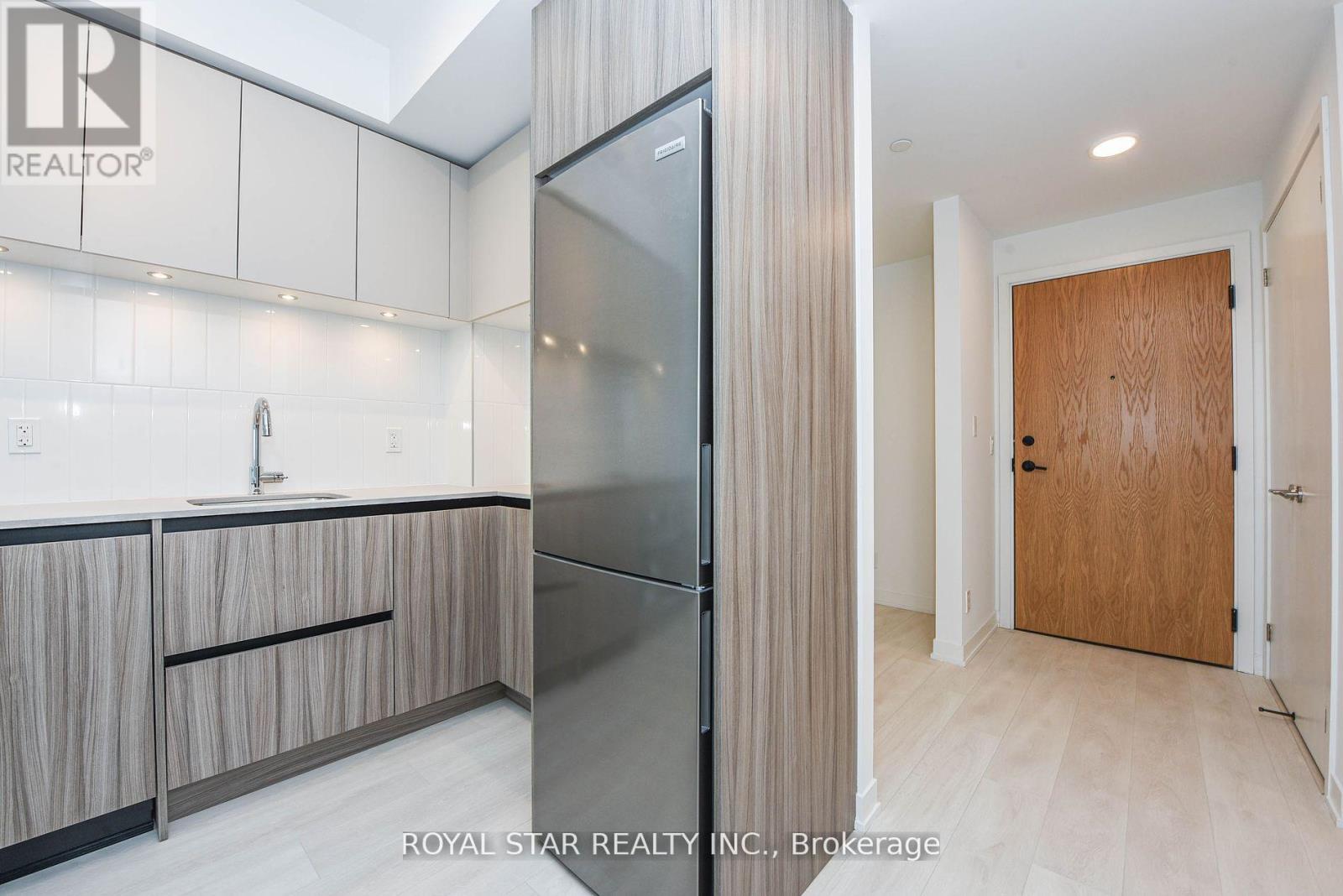#1207 7950 BATHURST STREET - 9