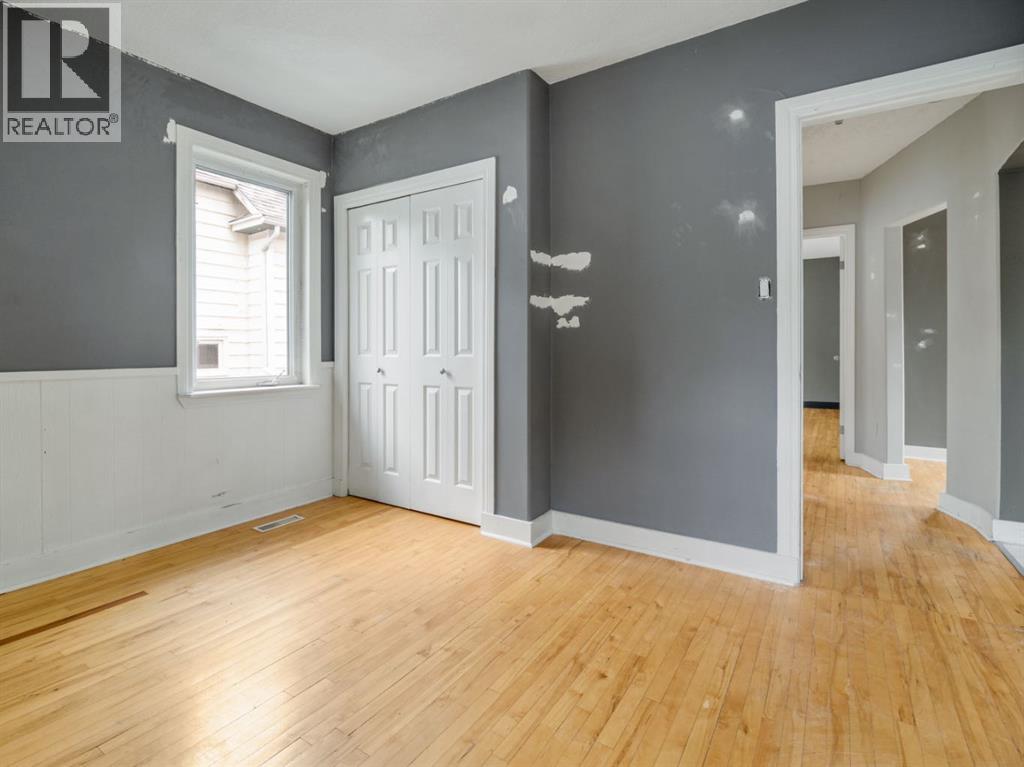 803 6 Street S — photo 12