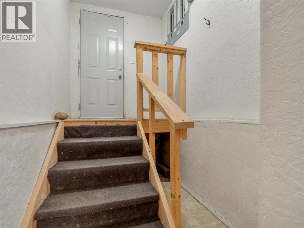 803 6 Street S — photo 30
