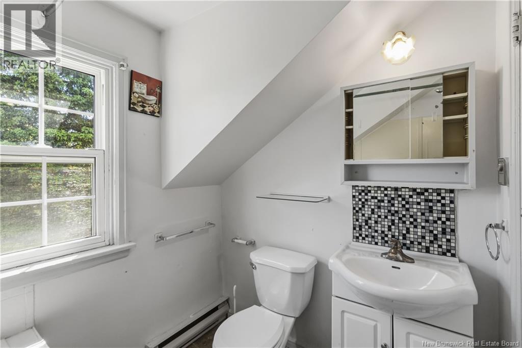 209 Broadway Street - 24