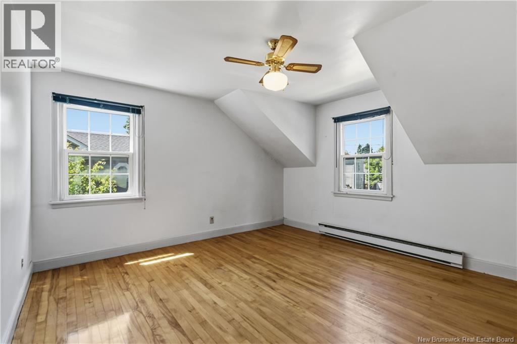 209 Broadway Street - 23