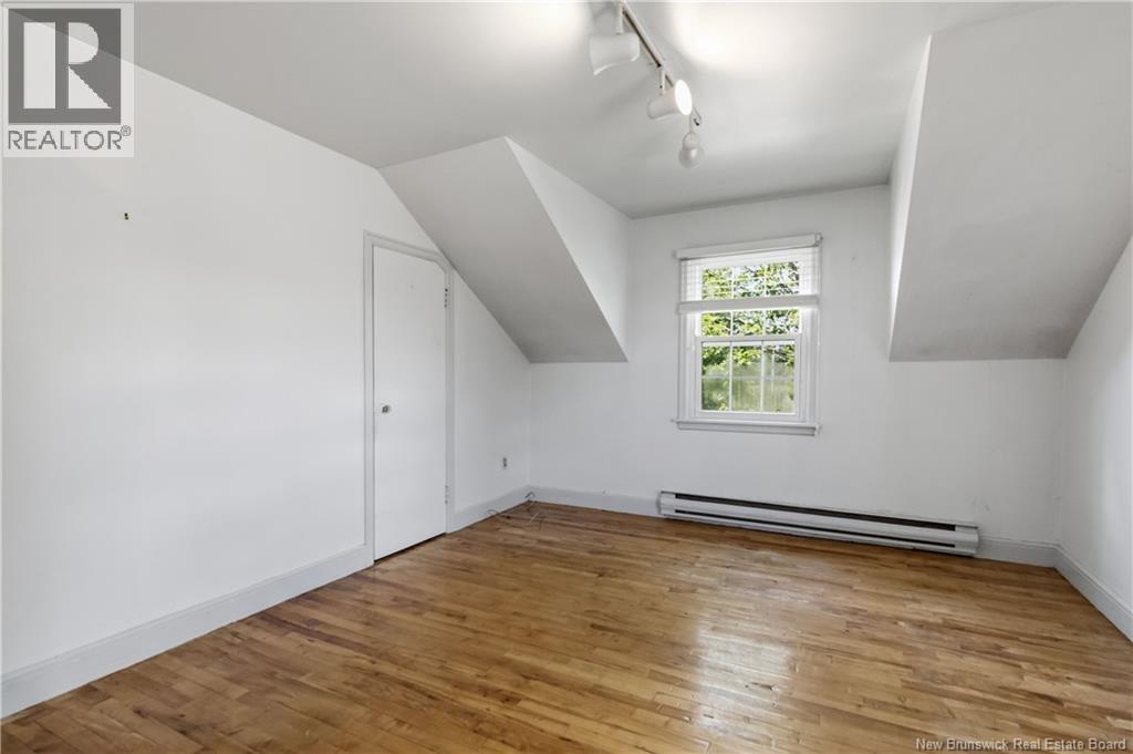 209 Broadway Street - 20