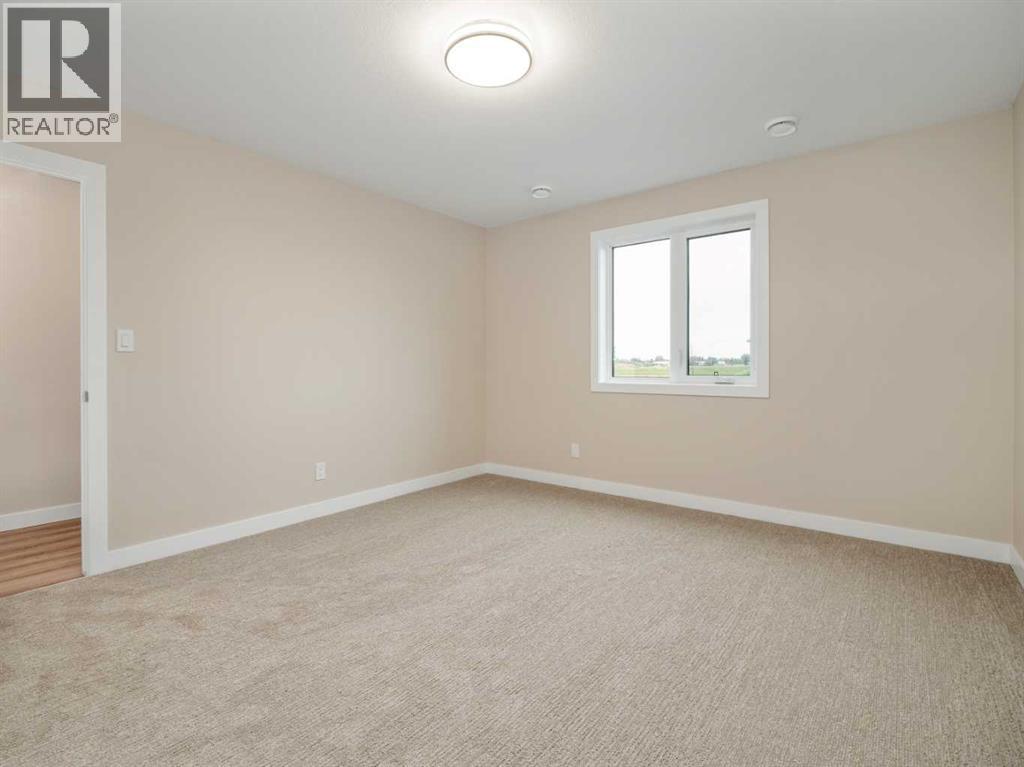 4818 72 Avenue — photo 21