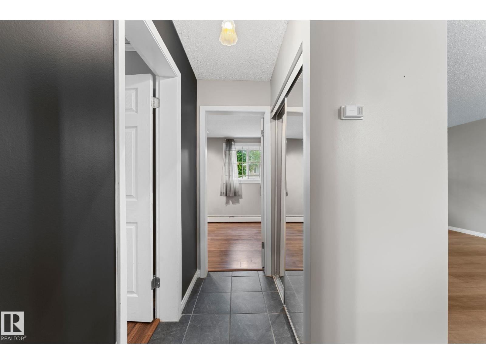 #102 10225 114 ST NW — photo 19