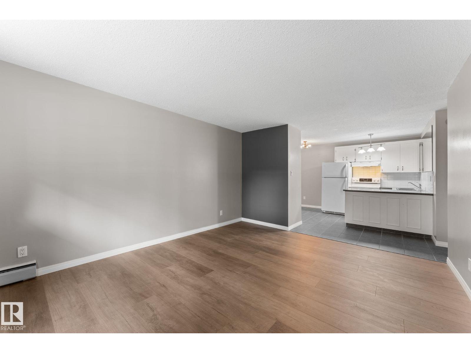 #102 10225 114 ST NW — photo 14