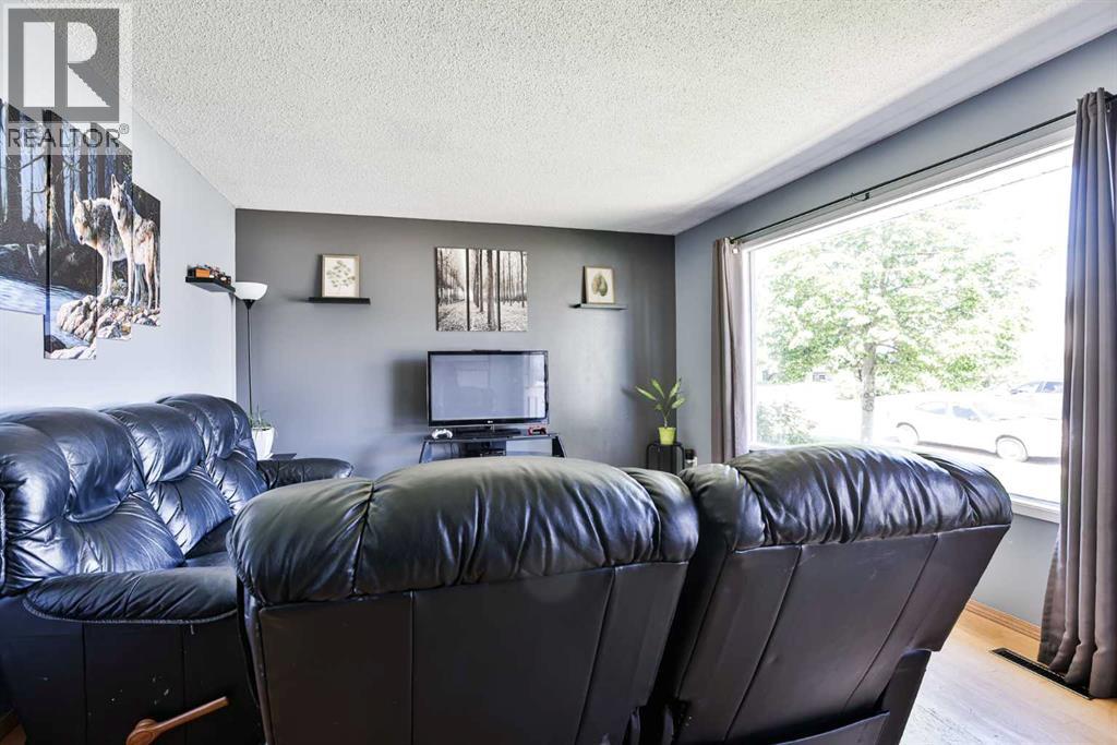 2700 12 Avenue N - 4