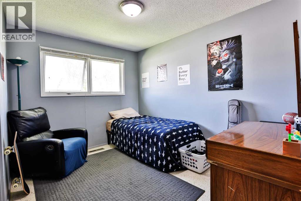 2700 12 Avenue N - 10