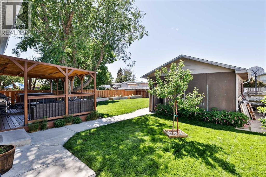 2700 12 Avenue N - 24