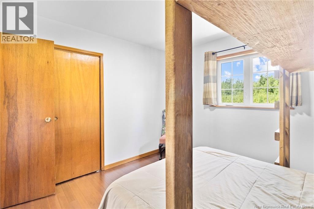 989 Cumberland Point Road - Image 24