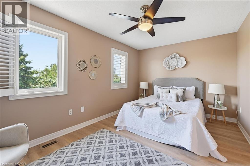 2420 RAVINEBROOK Crescent - 23