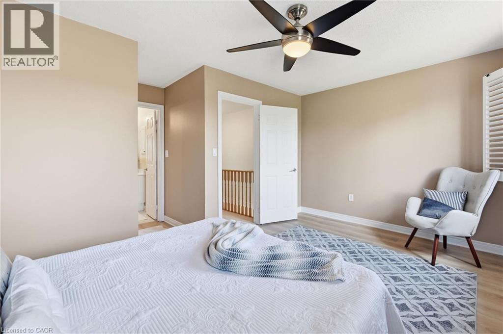 2420 RAVINEBROOK Crescent - 24