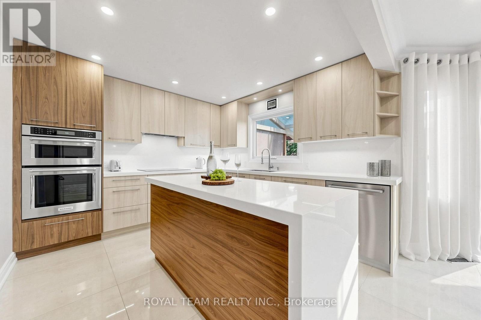 87 MCCALLUM DRIVE - 11