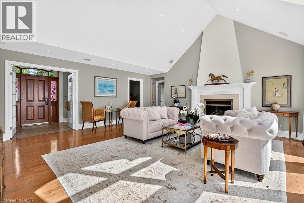 3312 LAKELAND Crescent - 4