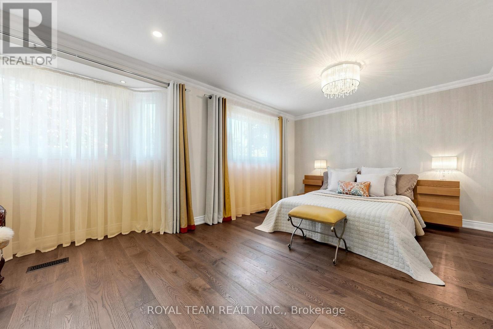 87 MCCALLUM DRIVE - 21