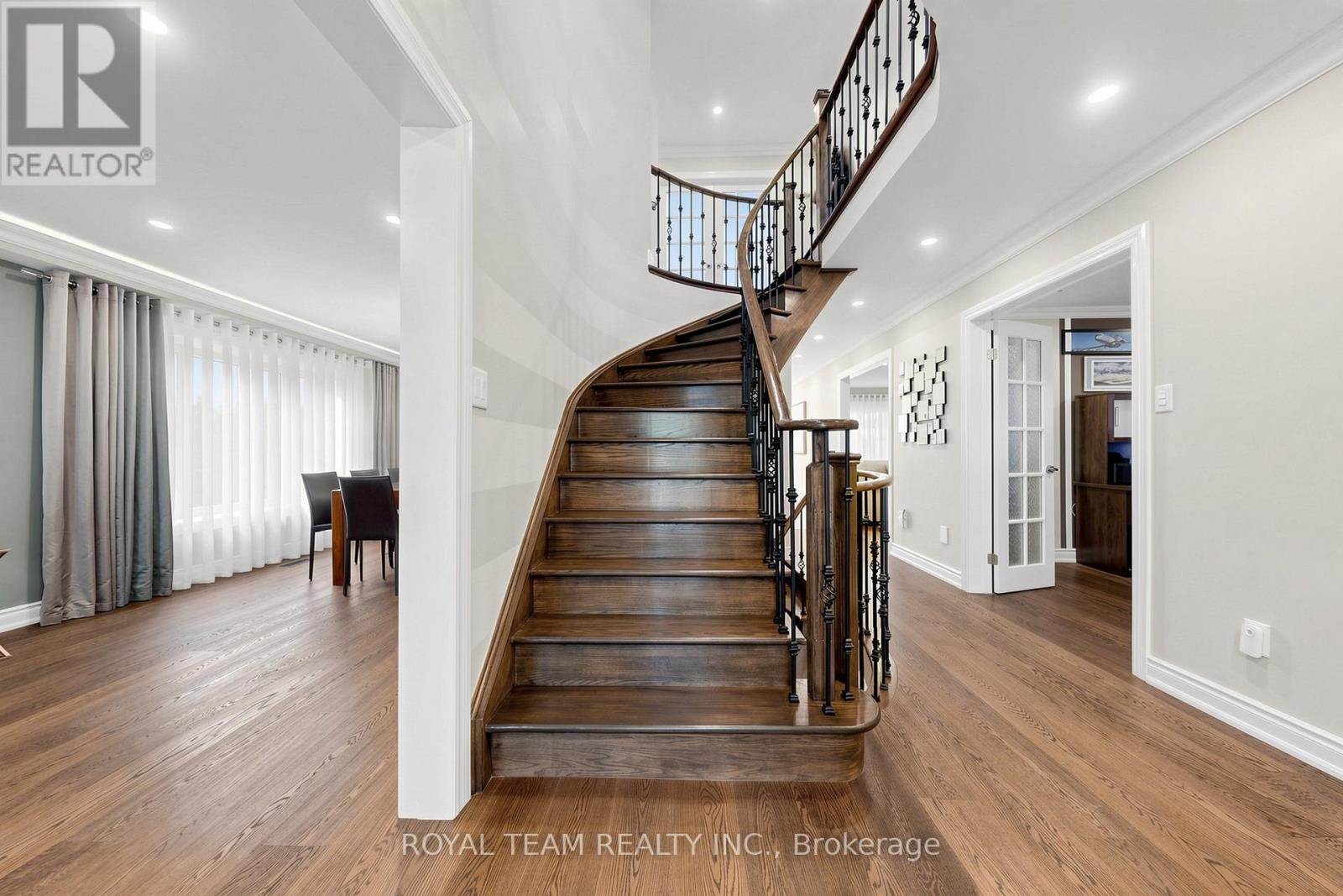 87 MCCALLUM DRIVE - 19