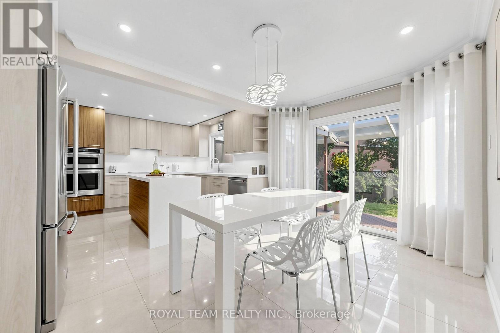 87 MCCALLUM DRIVE - 13