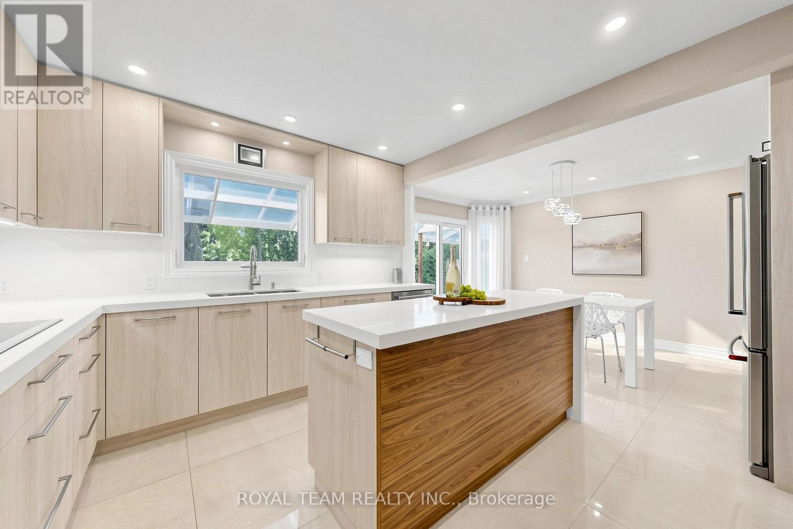 87 MCCALLUM DRIVE - 12