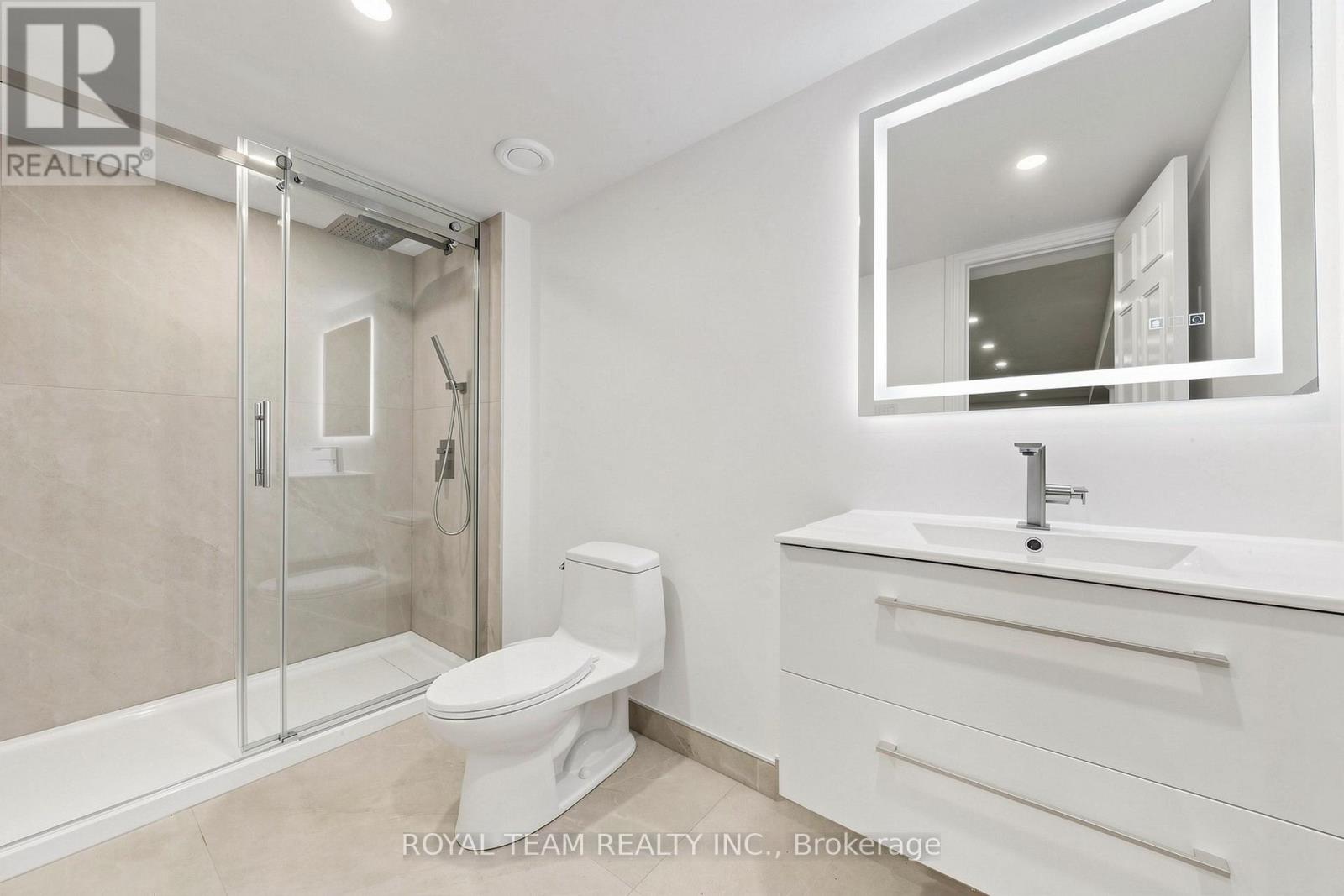 87 MCCALLUM DRIVE - 38