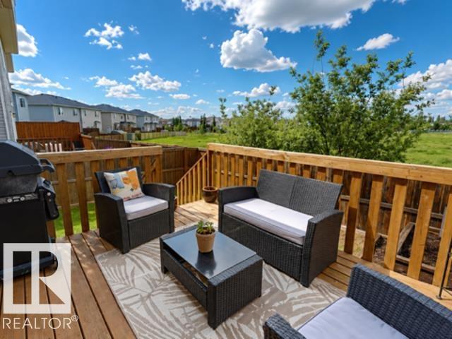 70 HAZELWOOD LN - 20