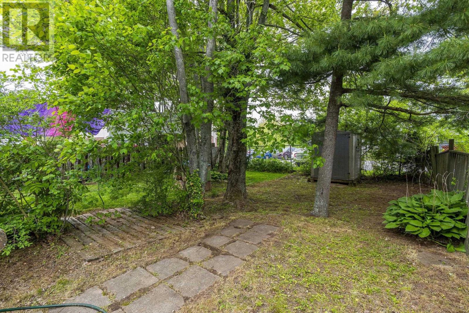Property 27 of 29 of 111 Merrimac Drive