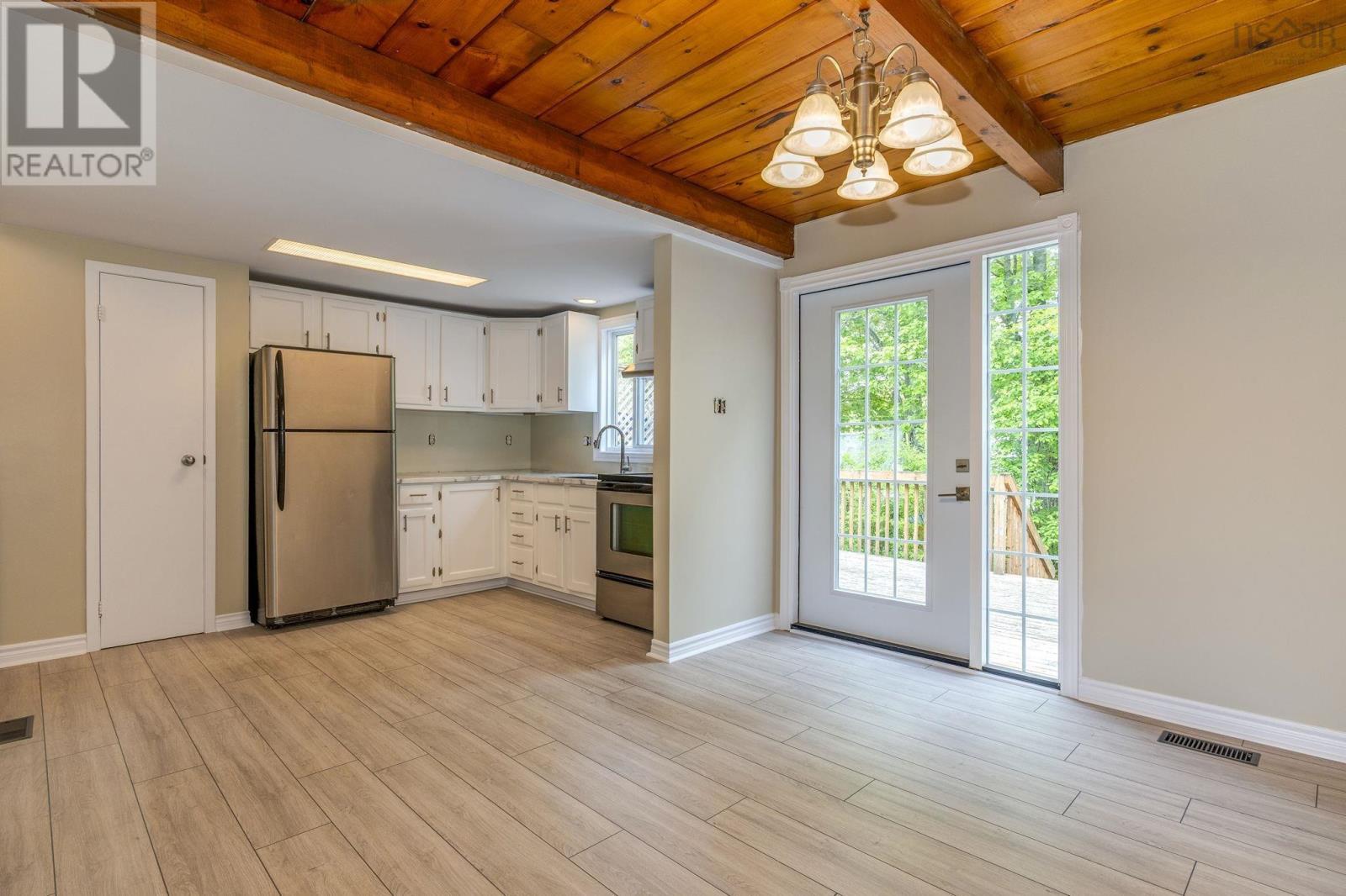 Property 8 of 29 of 111 Merrimac Drive
