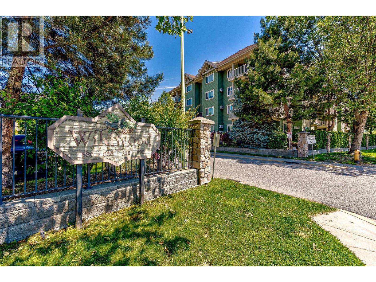 306 686 Lequime Road, Kelowna