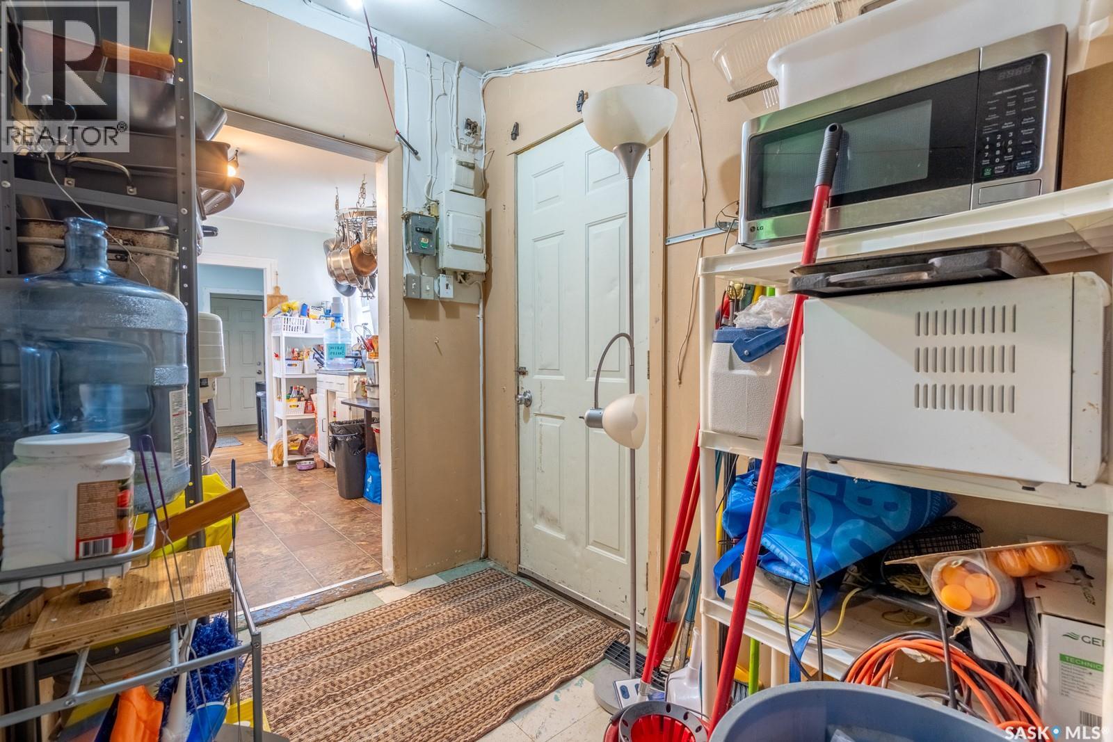 3 Ingersoll CRESCENT - 16