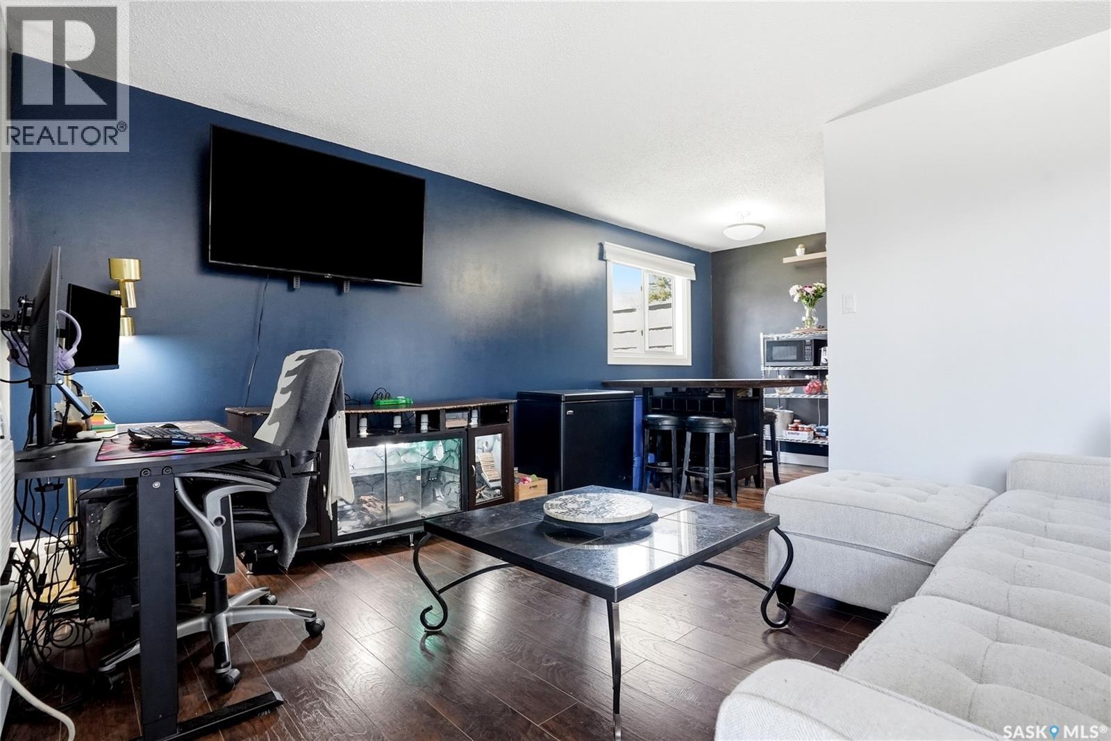 #7 115 Acadia DRIVE - 19