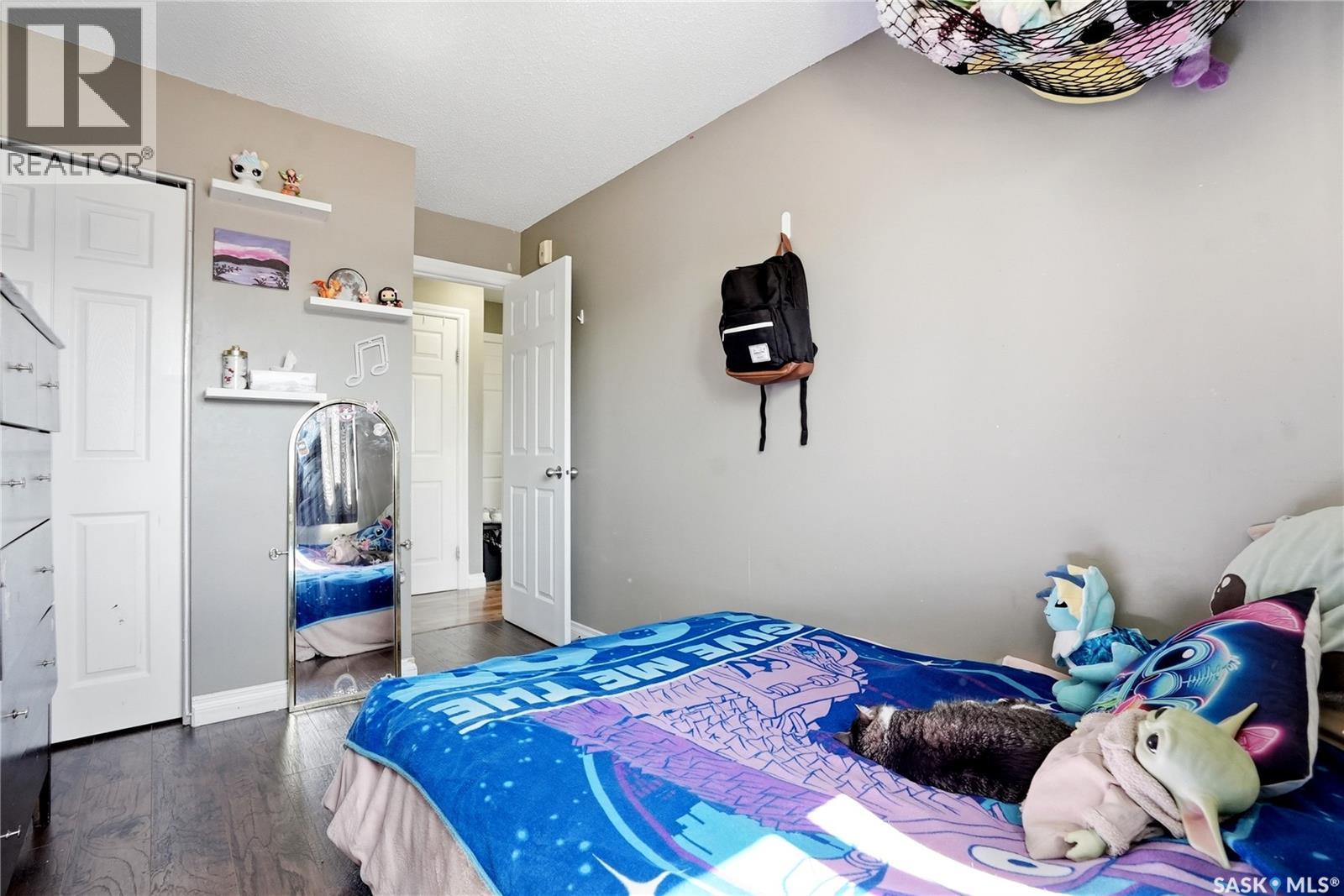 #7 115 Acadia DRIVE - 26